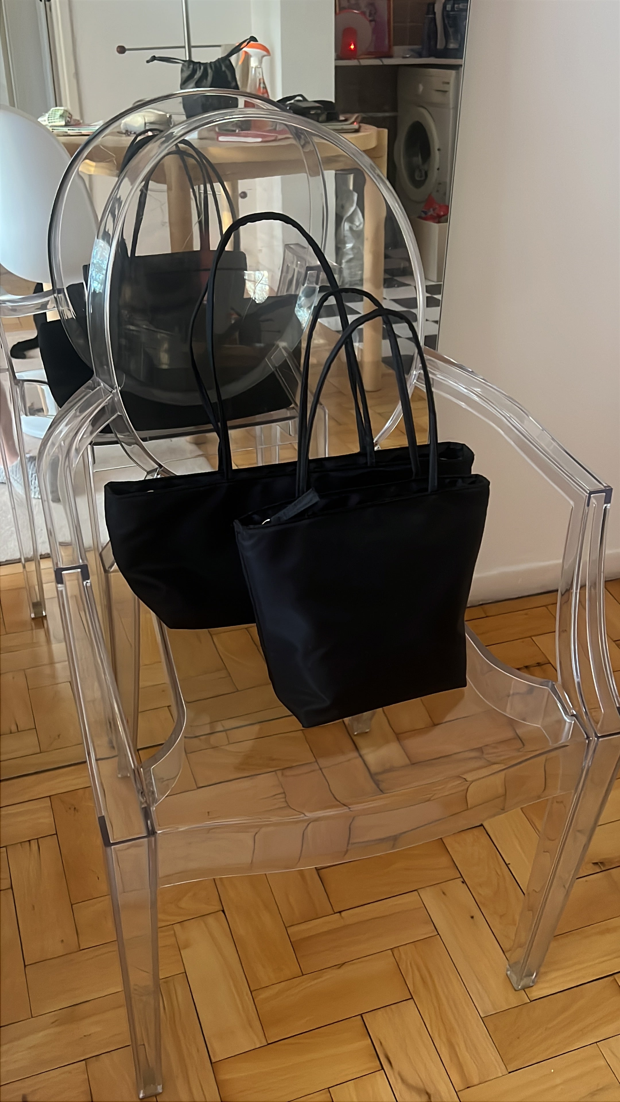 Cartera Fina Chica Negra