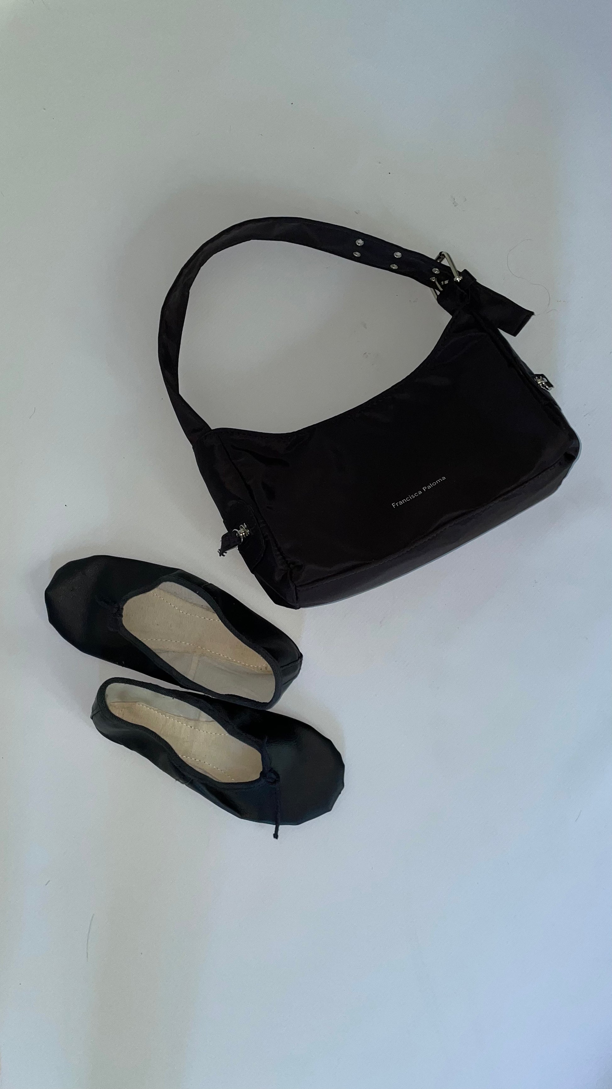 Cartera Britney Negra