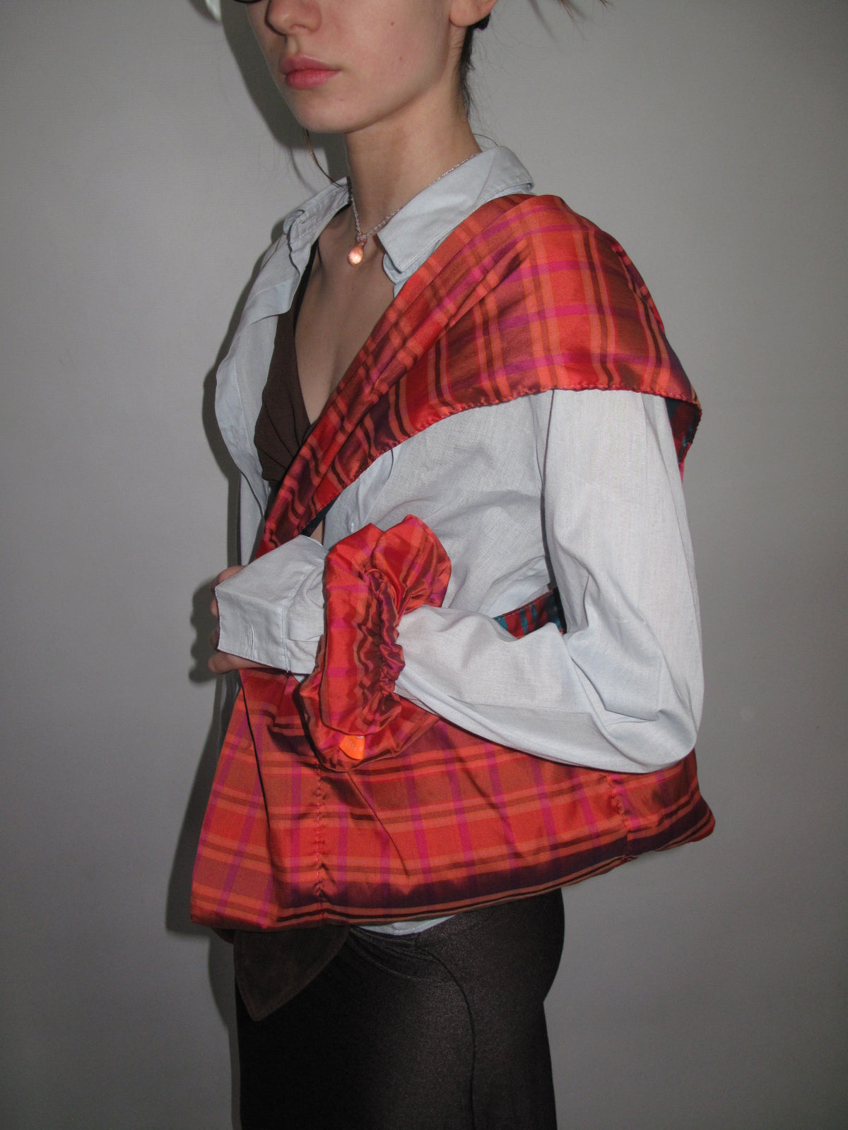 Cartera Combinada Naranja y Turquesa