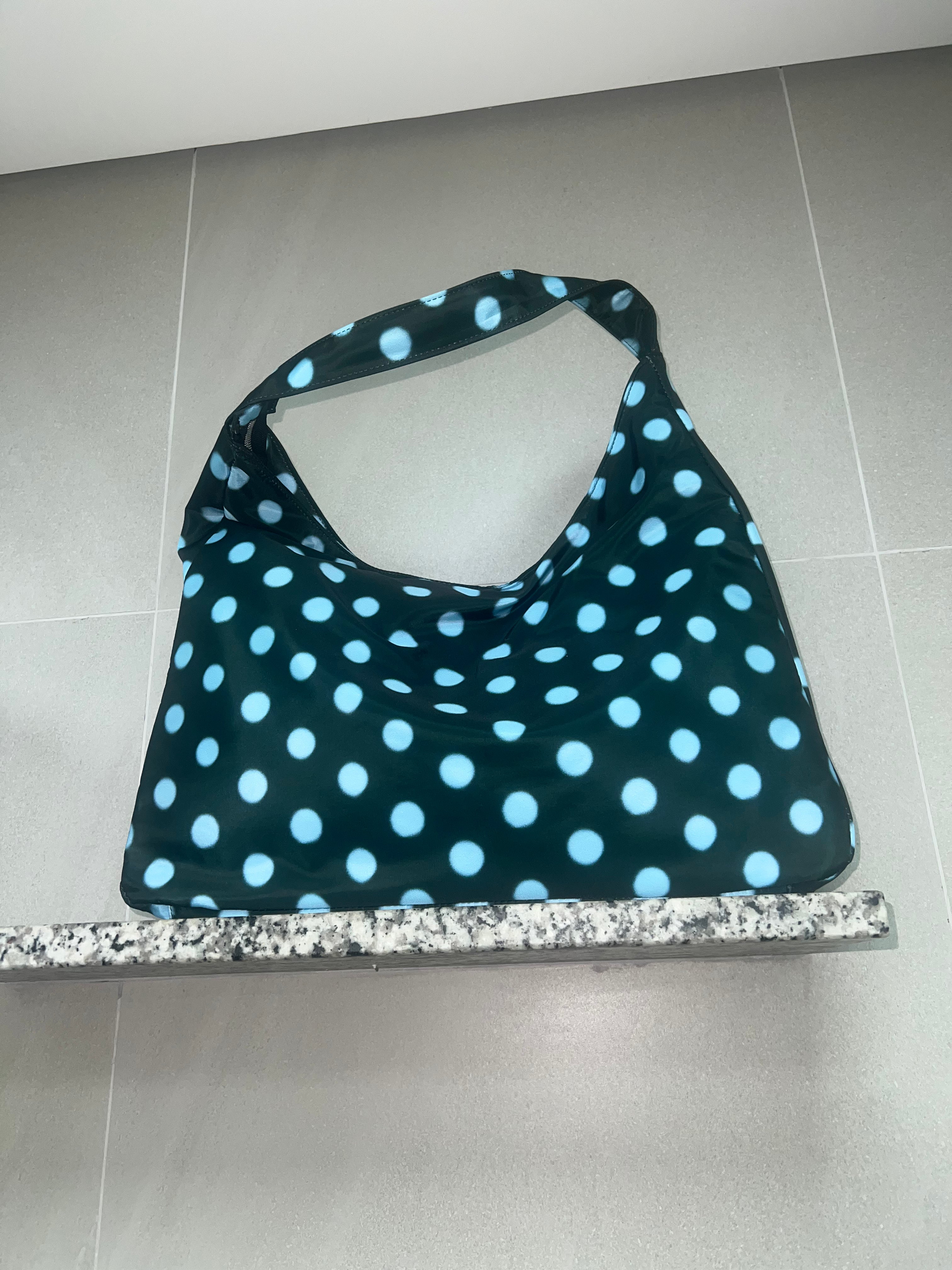 System Lunares Negra