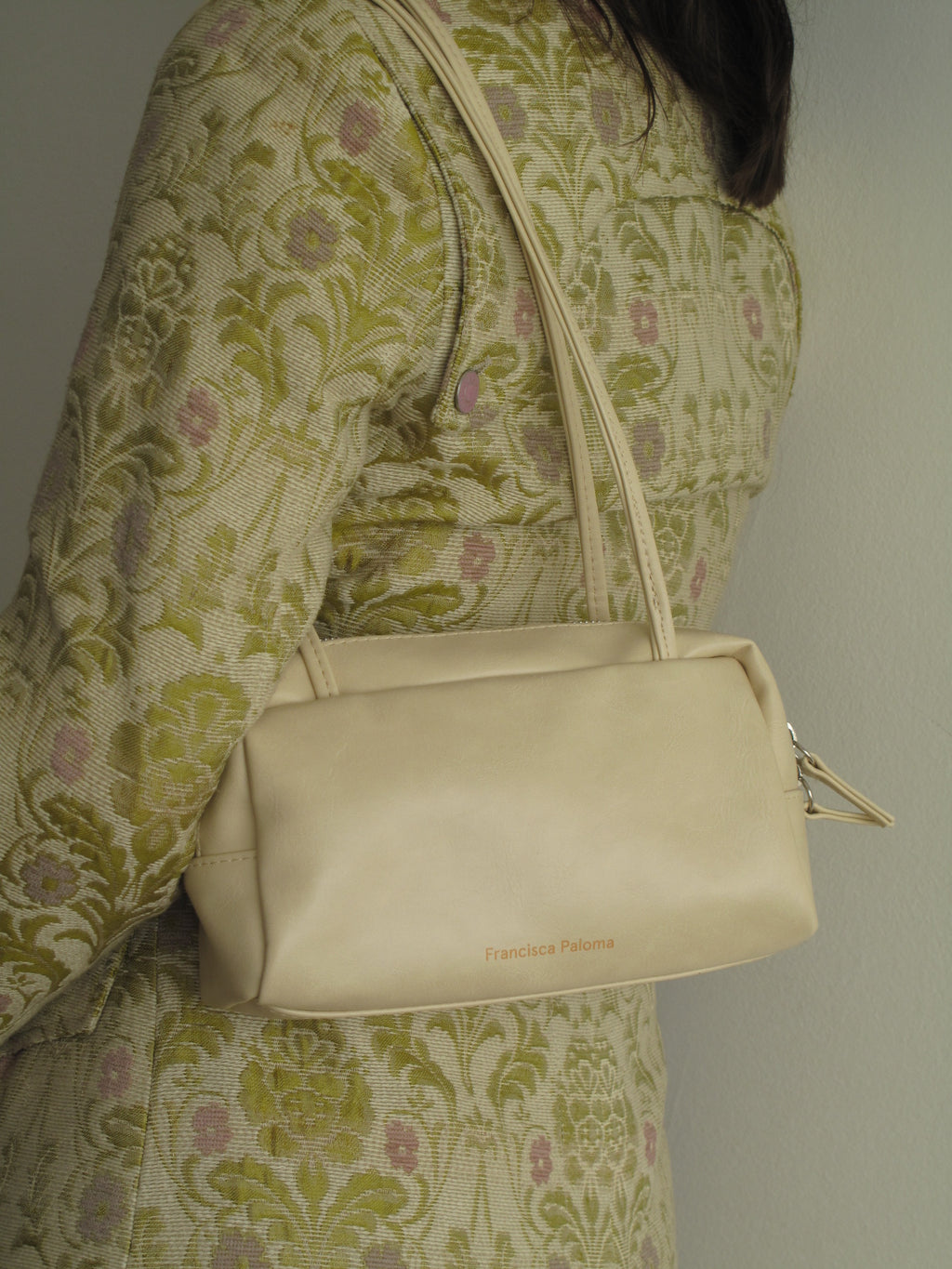 Cartera Cofre Crudo