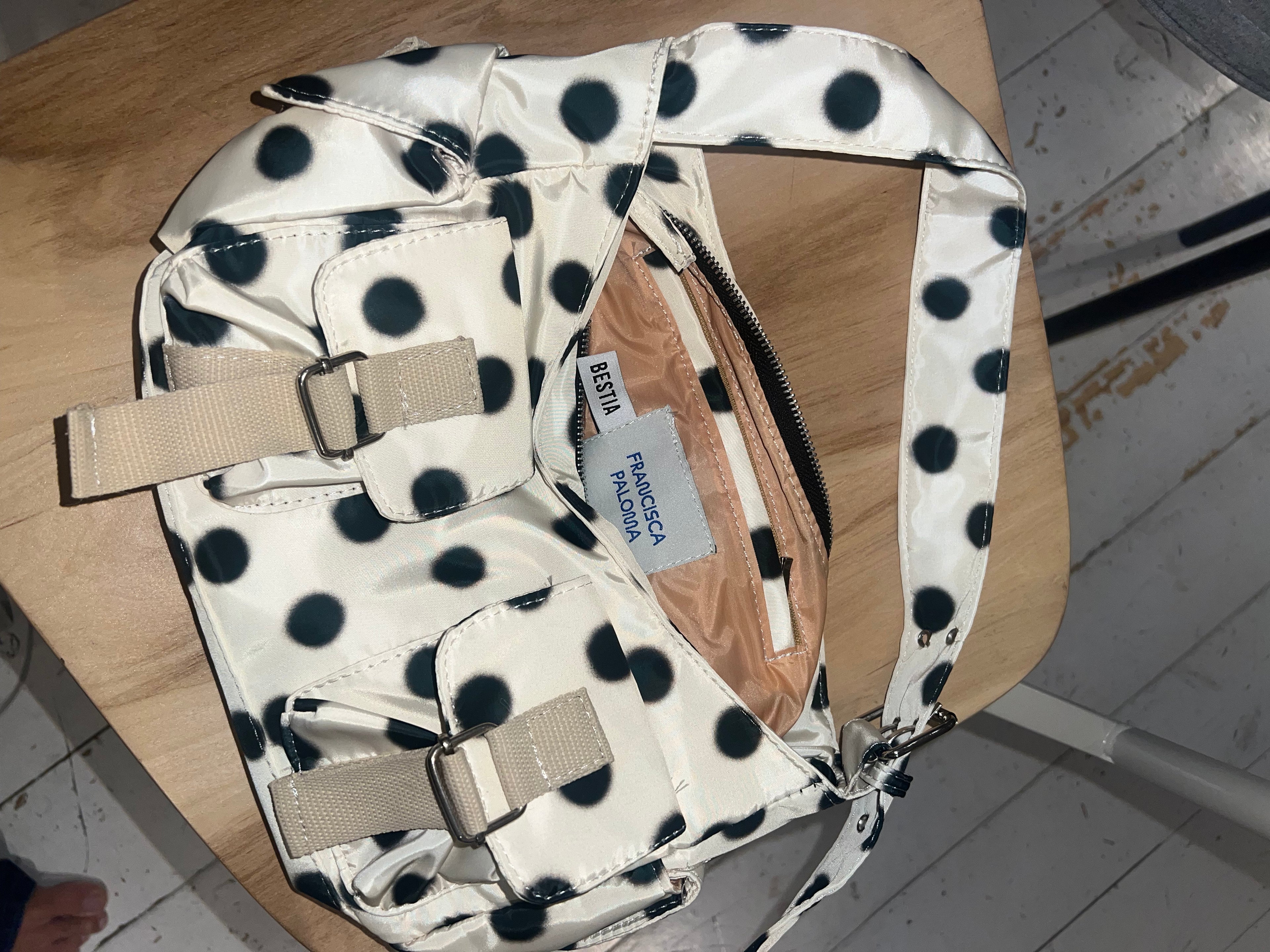 Cartera Britney Lunares Cruda