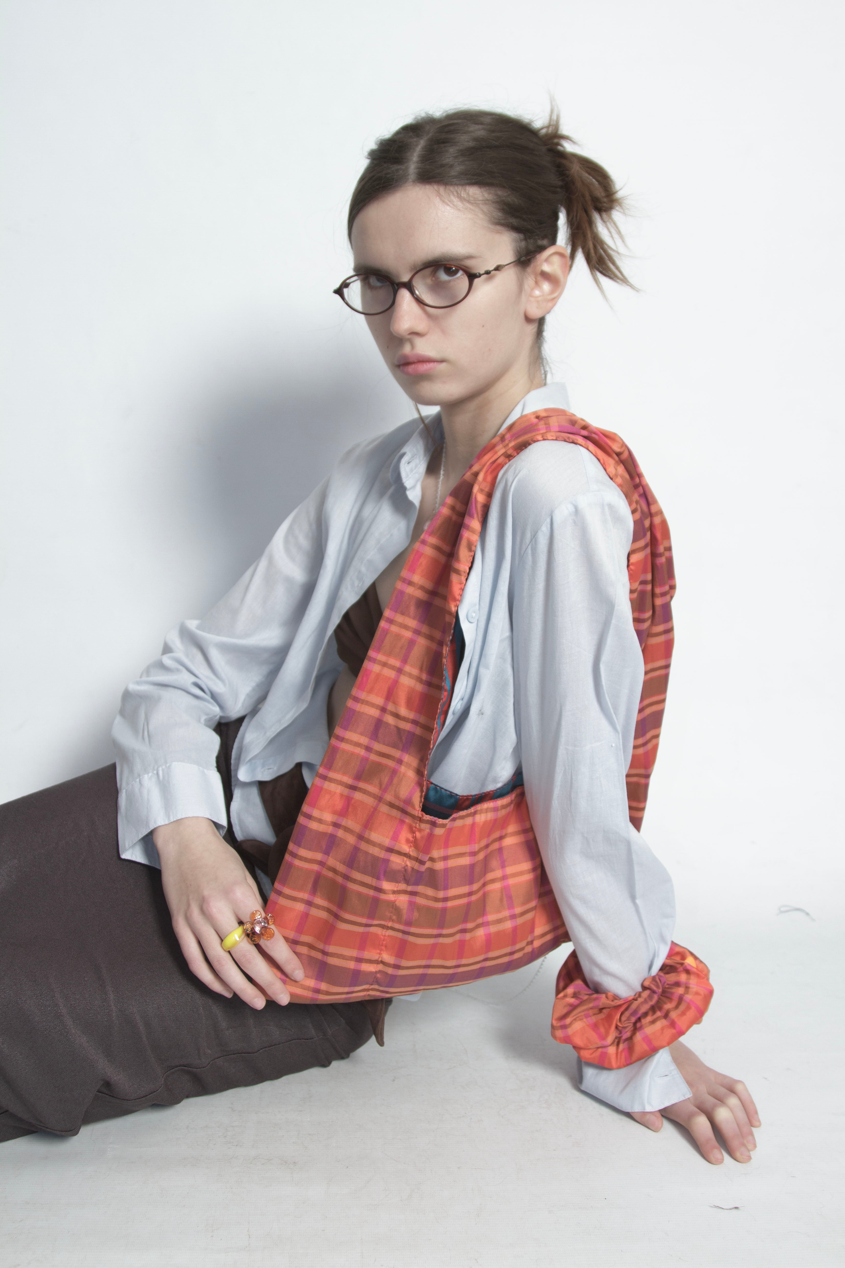 Cartera Combinada Naranja y Turquesa