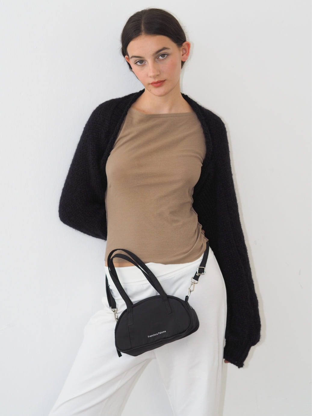 Cartera Media Luna Mini Negra