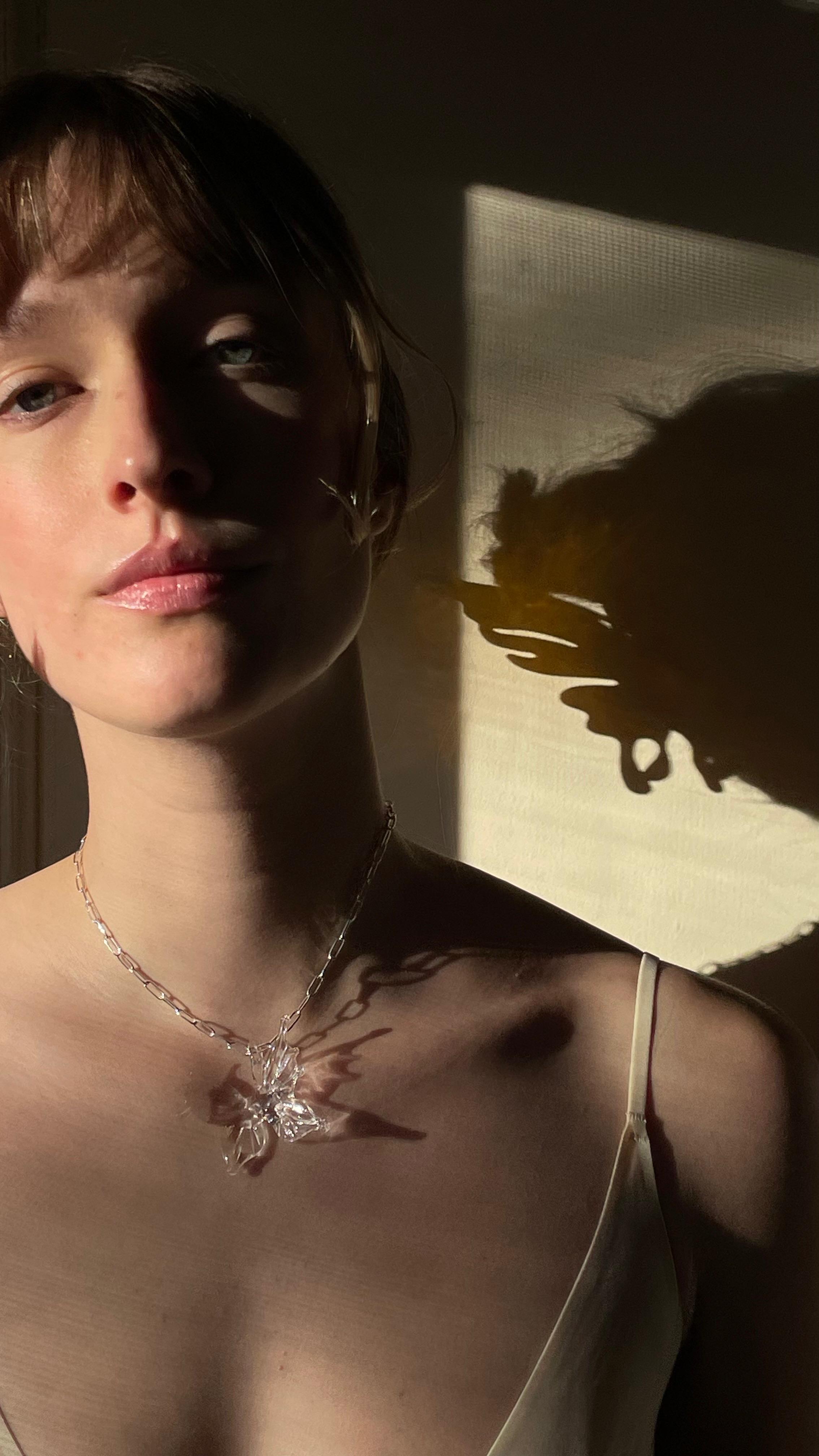 Collar Mariposa Transparente