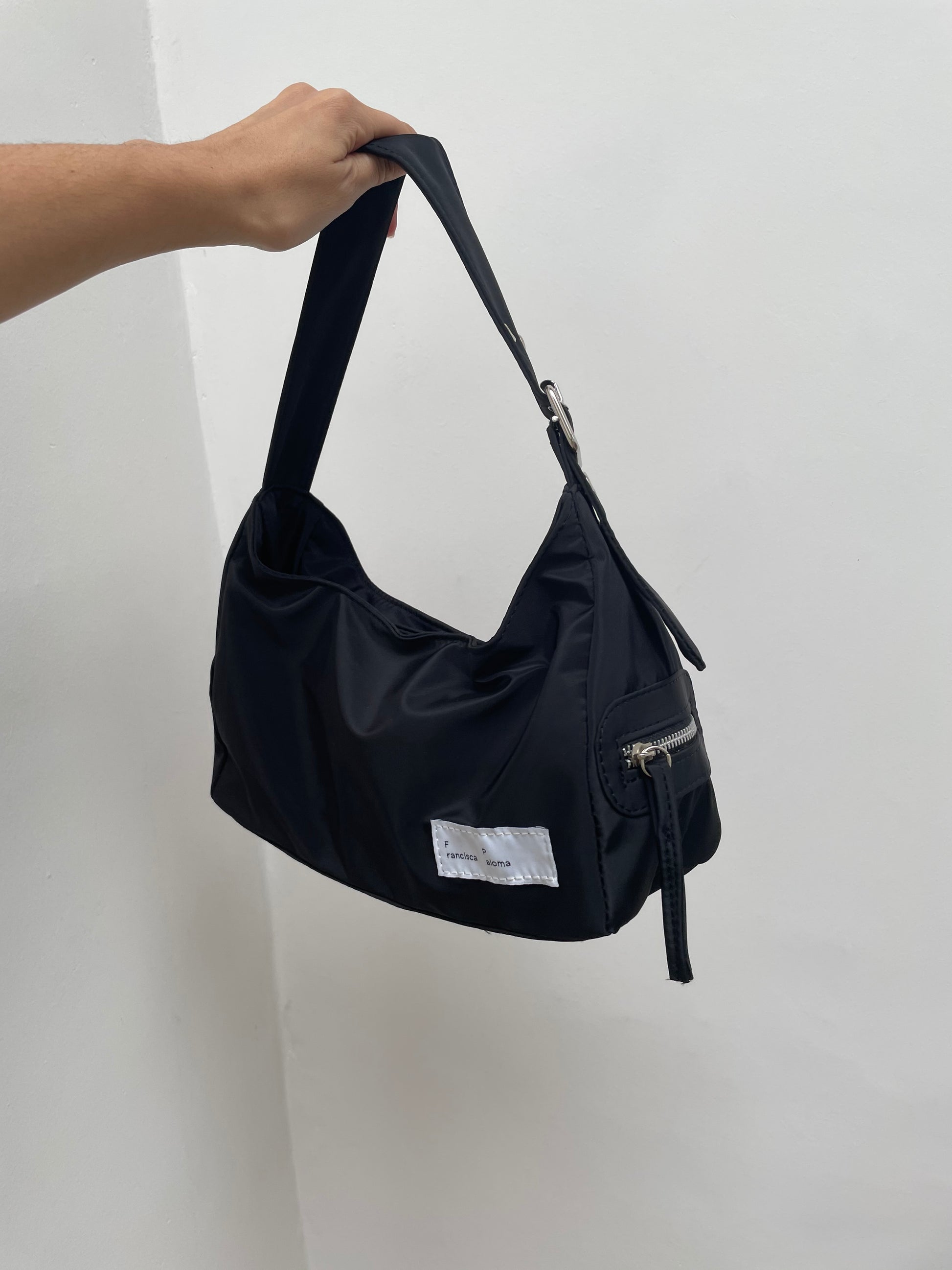 Cartera Britney Negra