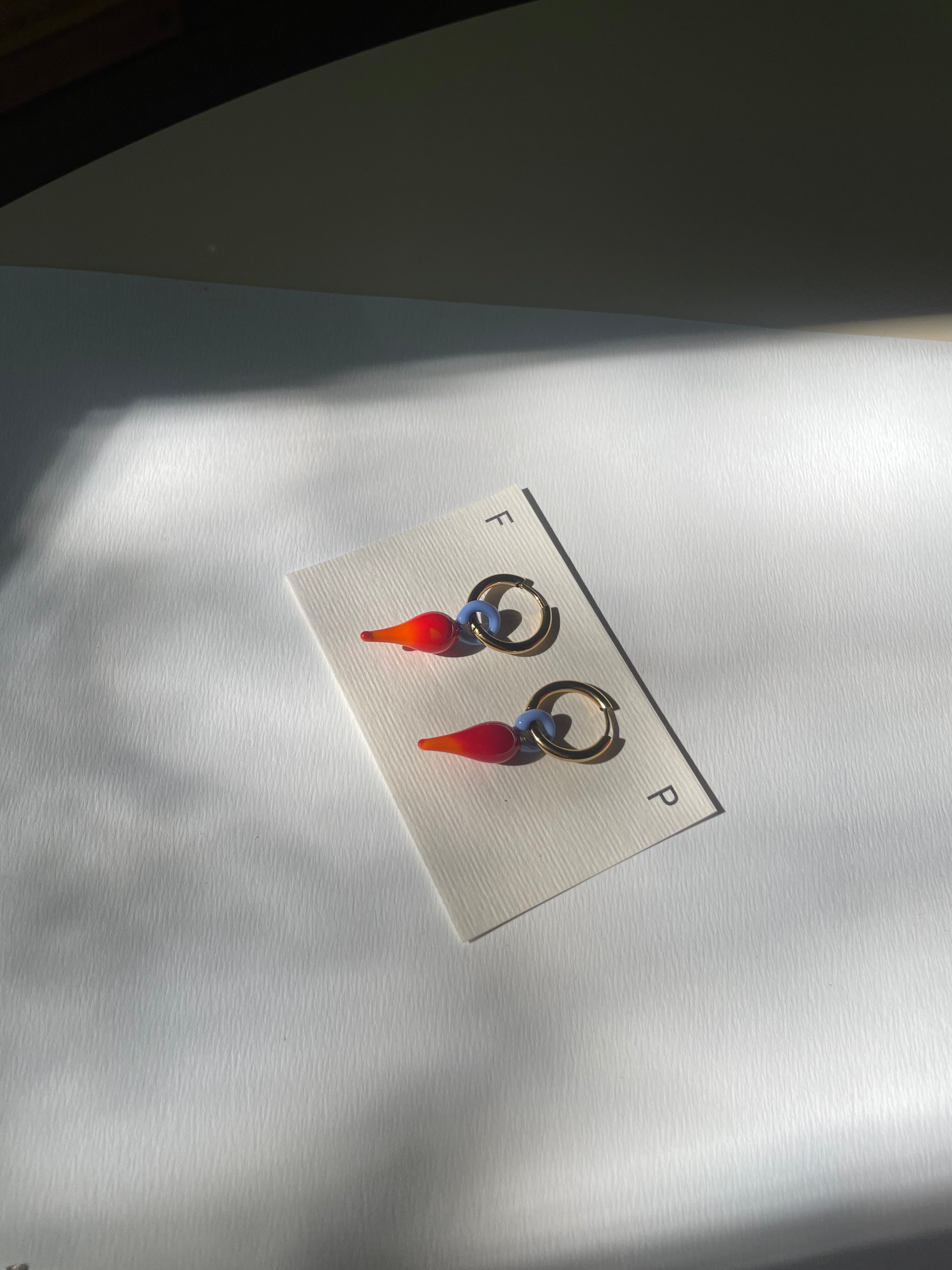 Aros Picantes Rojos y Lilas