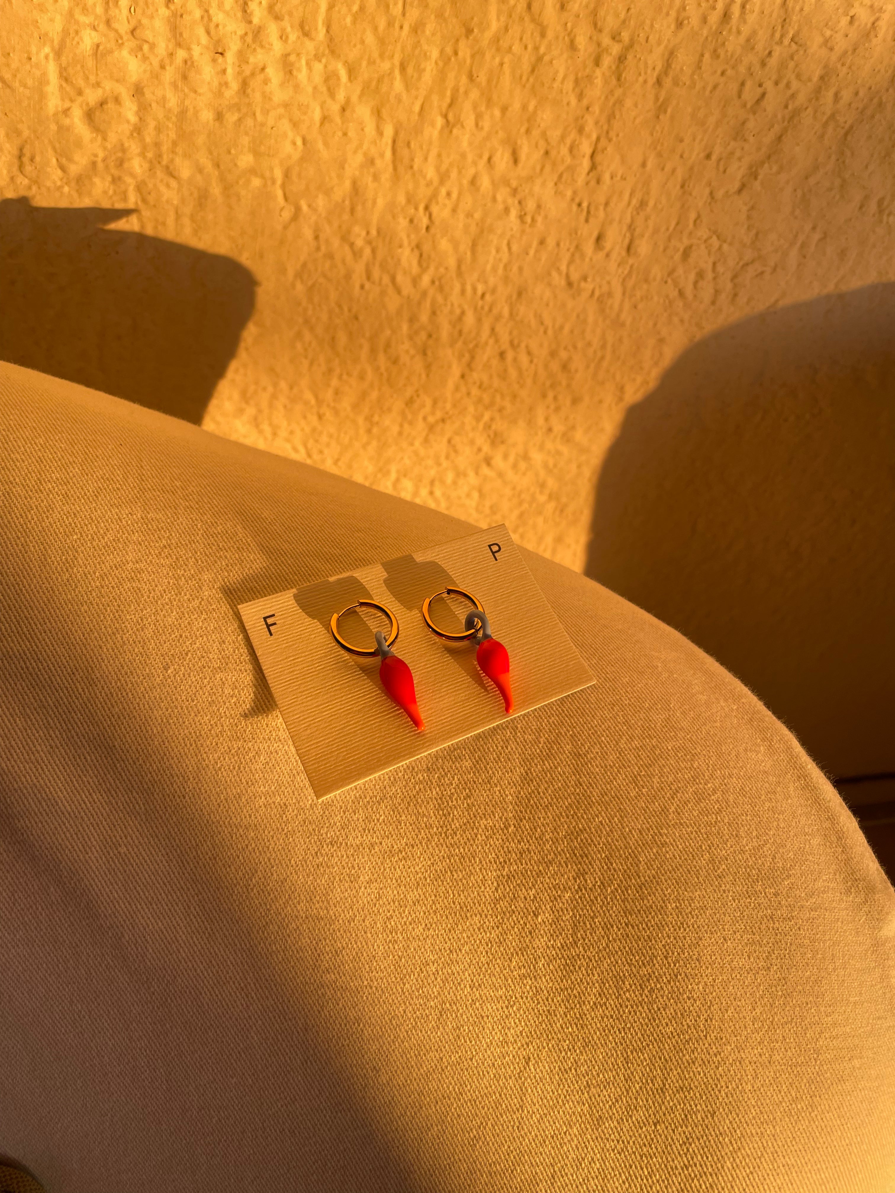 Aros Picantes Rojos y Lilas